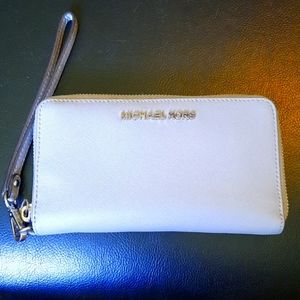 Michael Kors Wallet EUC